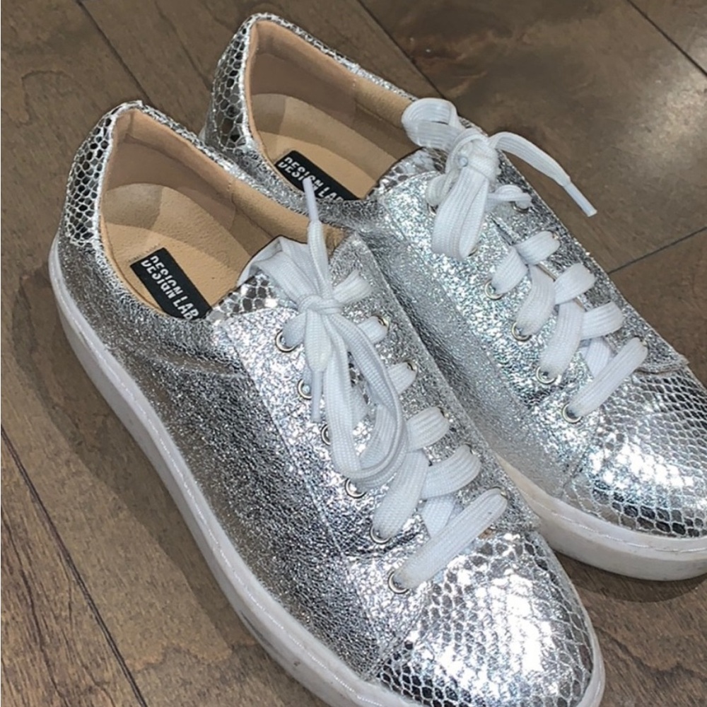 Design Lab Silver and white snake print trainers/sneakers